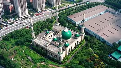 4k航拍重庆清真寺城市建筑视频的预览图